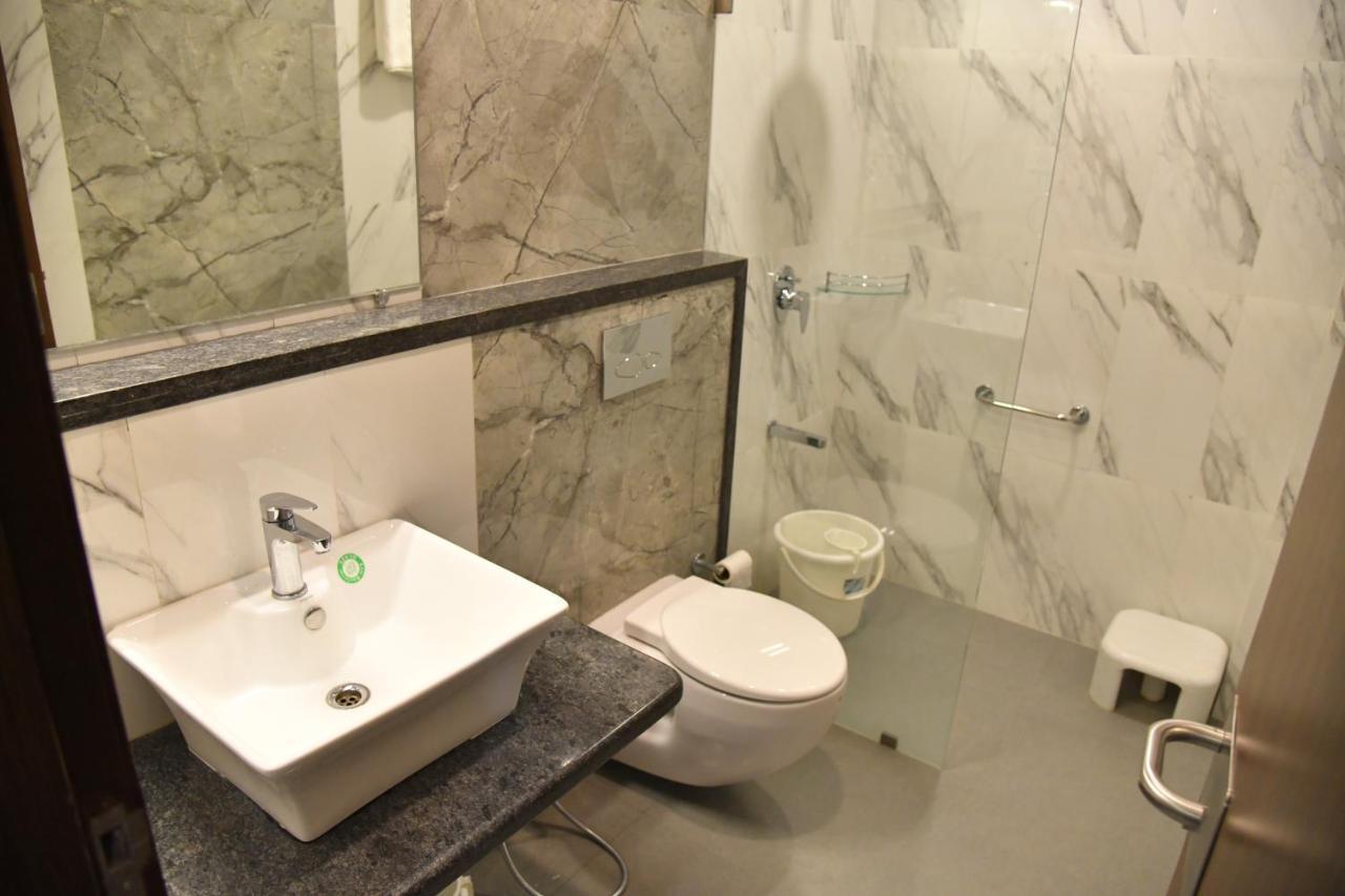 Hotel Prince Residency Bhuj Eksteriør bilde