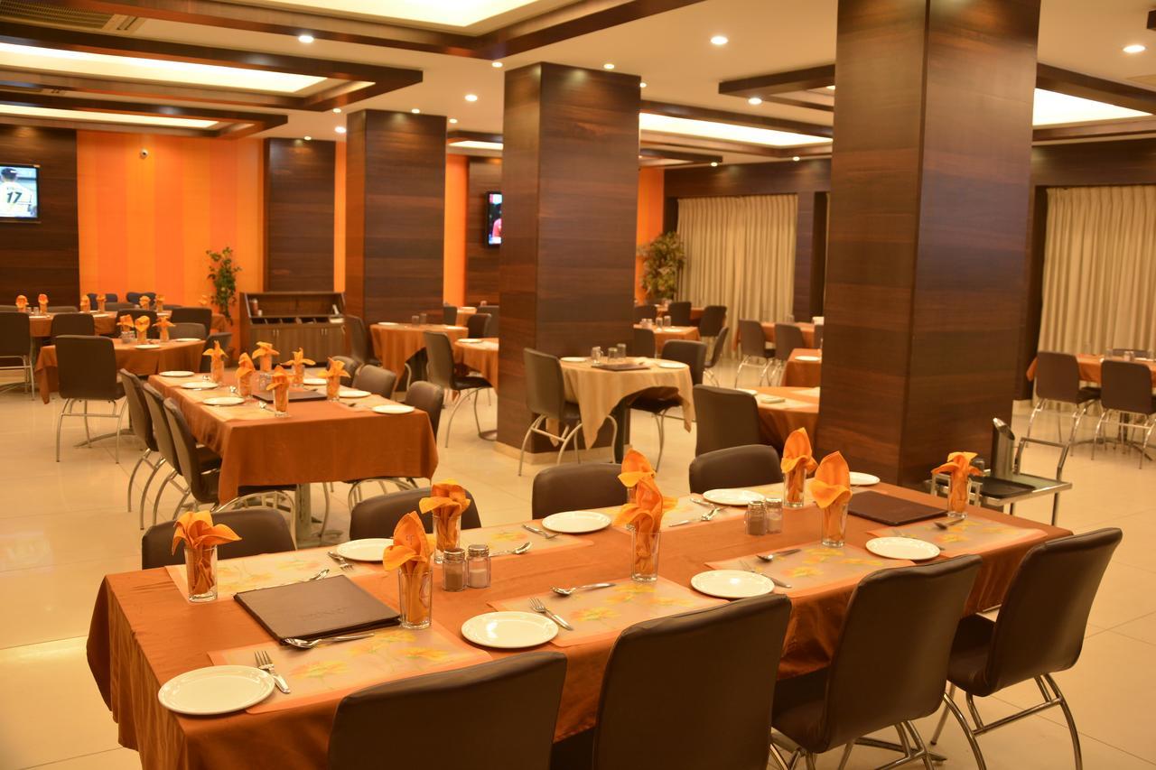 Hotel Prince Residency Bhuj Eksteriør bilde